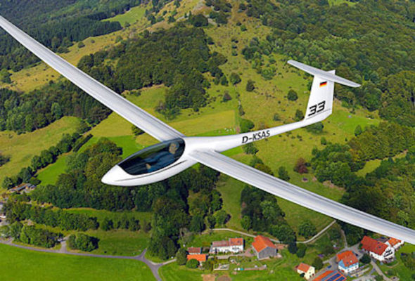 Gliding farther and faster | Aerospace Testing International